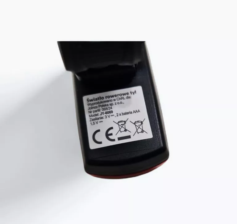 LAMPKA TYŁ DO ROWERU JY-6069
