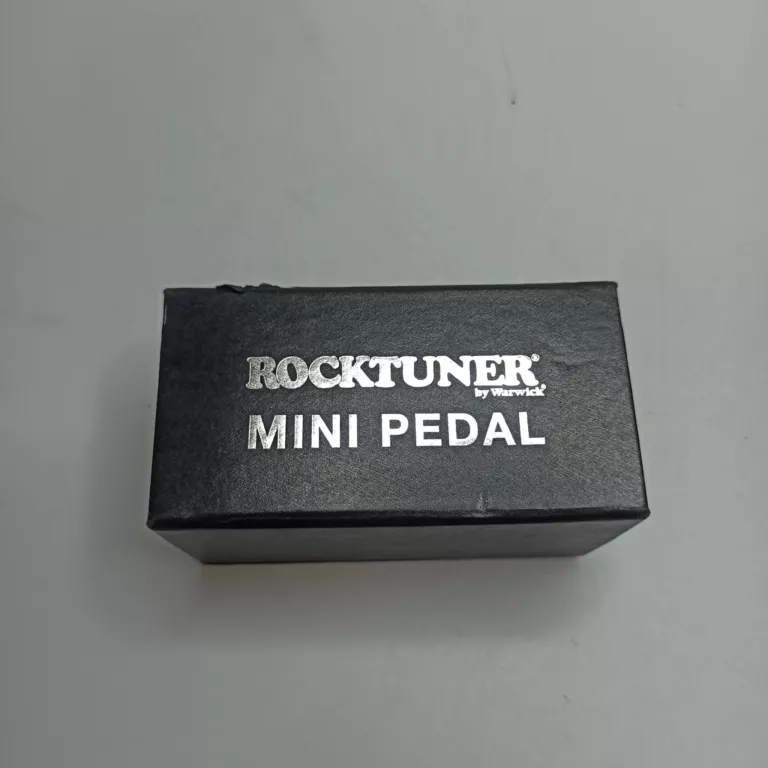 KOMPAKTOWY TUNER PODŁOGOWY WARWICK ROCKTUNER RT PT 1