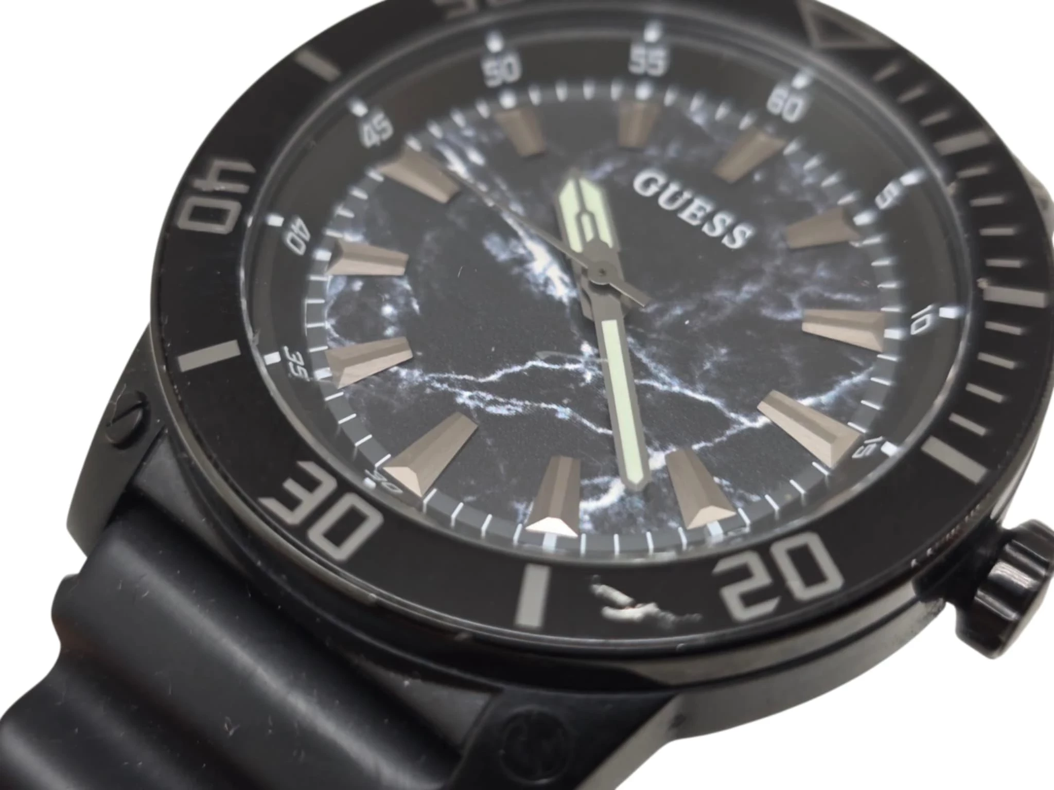 zegarek-guess-sport-gw0420g3-50m-wodoszczelny-mechanizm-18738-1