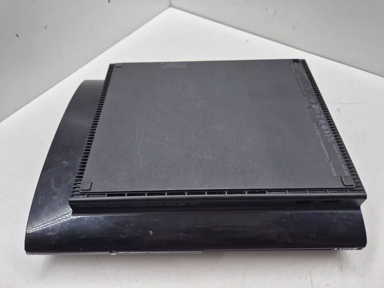 KONSOLA PS3 SUPERSLIM 12 GB + PAD