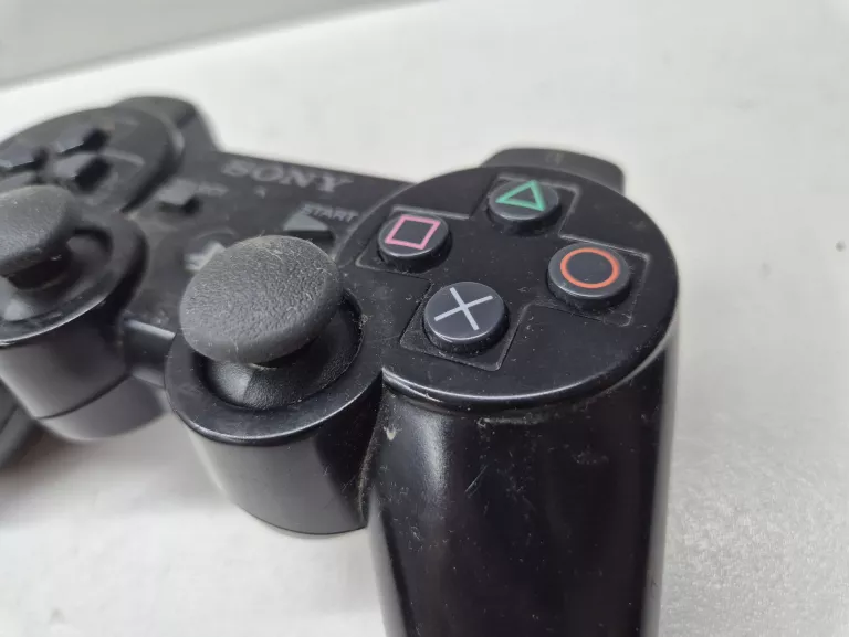 KONSOLA PS3 SUPERSLIM 12 GB + PAD