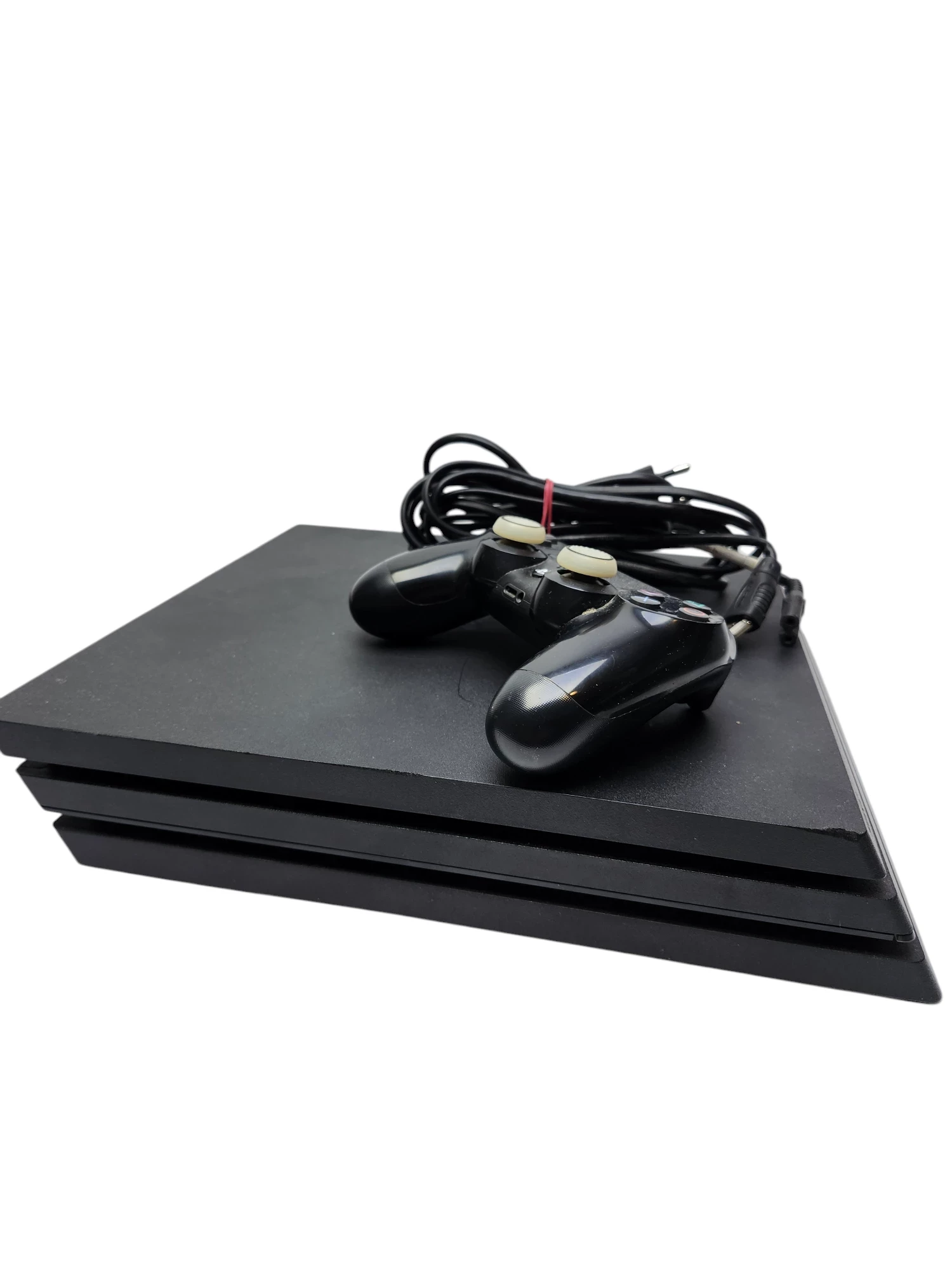 konsola-ps4-pro-1-pad-kable-ean-gtin-0711719936961