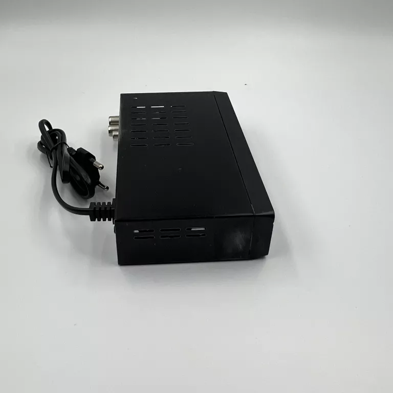 DEKODER/TUNER TELEWIZYJNY LTC LXDVB507 DVB-T/T2 SPRAWNY !!