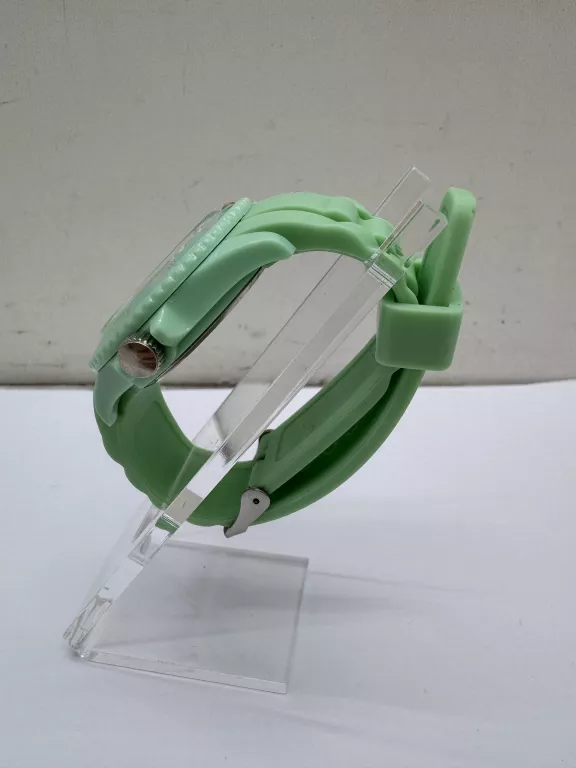 ZEGAREK OMG 190335-SW-06 ZIELONY