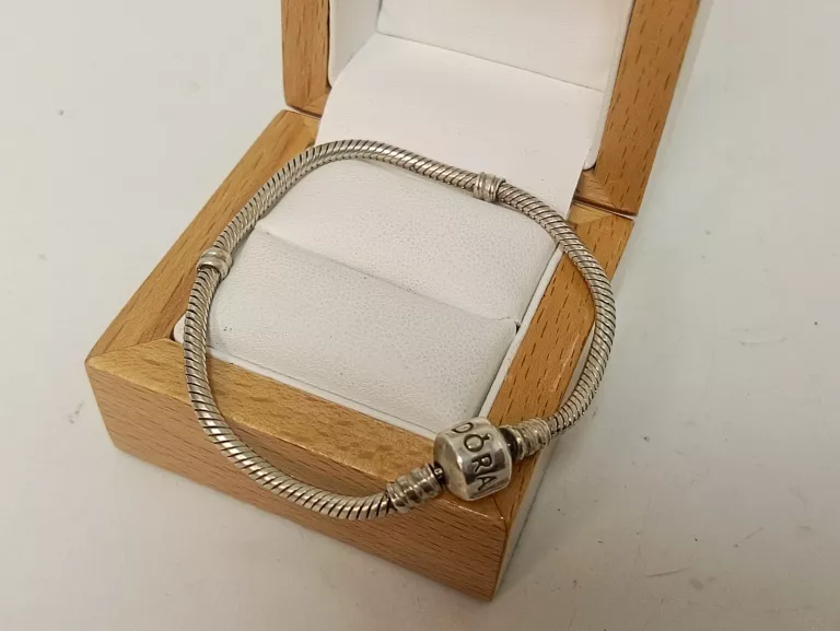 PIĘKNA SREBRNA BRANSOLETA PANDORA 18 CM