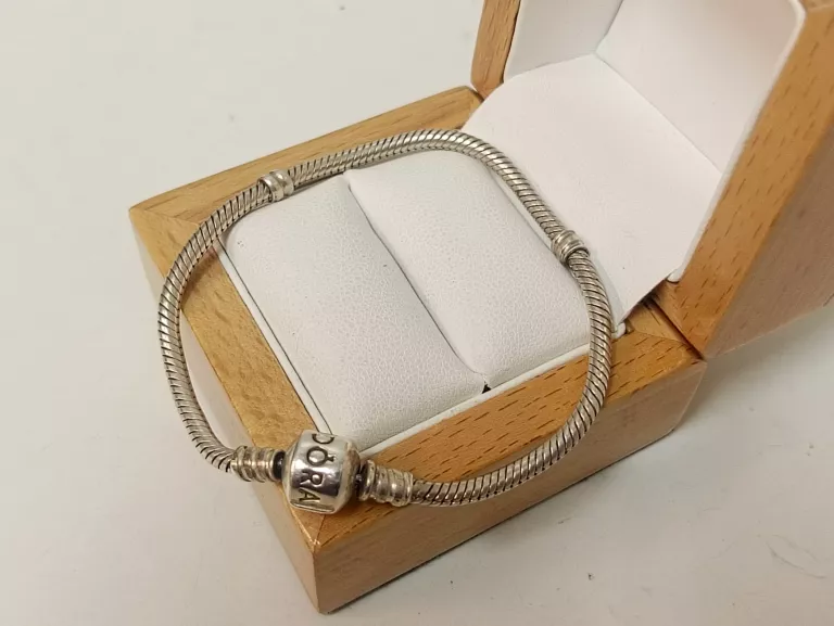 PIĘKNA SREBRNA BRANSOLETA PANDORA 18 CM
