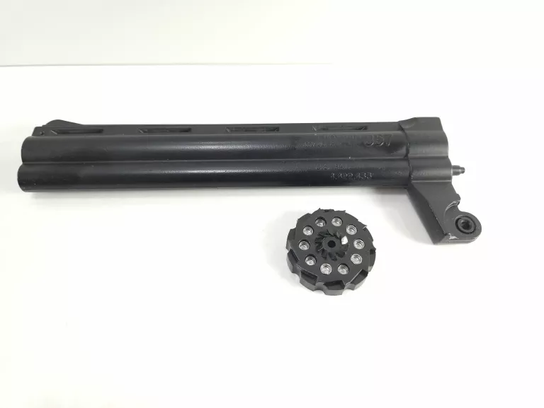 WIATRÓWKA REWOLWER CROSMAN 357 4,5MM + 2 PUDEŁECZKA ŚRUTU + AKCESORIA