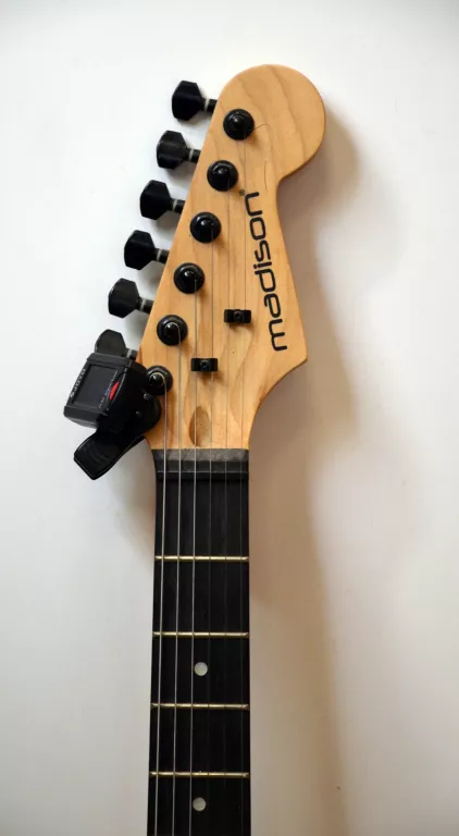 GIATRA ELEKTRYCZNA MADISON V-TONE EST 22