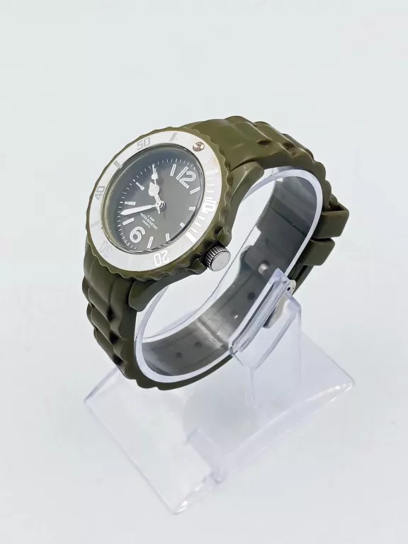 ZEGAREK DZIECIĘCY WATER RESISTANT 5 BAR ZIELONY