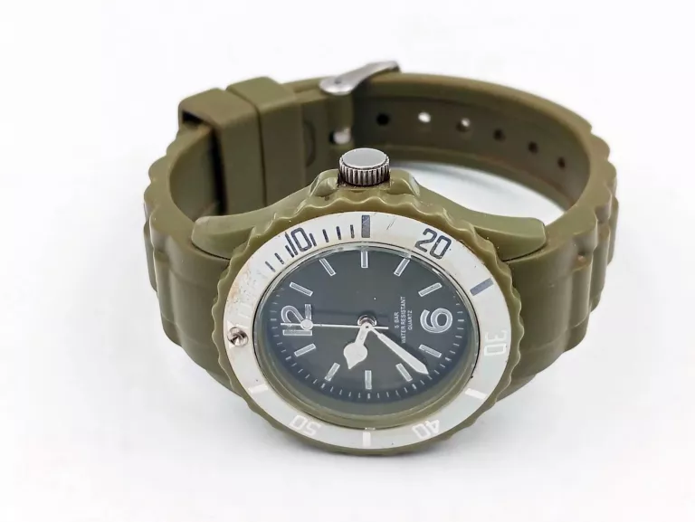 ZEGAREK DZIECIĘCY WATER RESISTANT 5 BAR ZIELONY