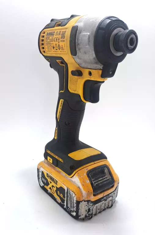 ZAKRĘTARKA DEWALT DCF787