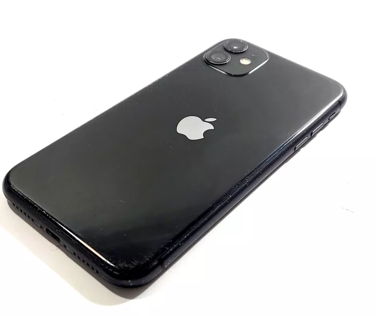 SMARTFON APPLE IPHONE 11 4 GB / 64 GB 4G (LTE) OPIS!!!