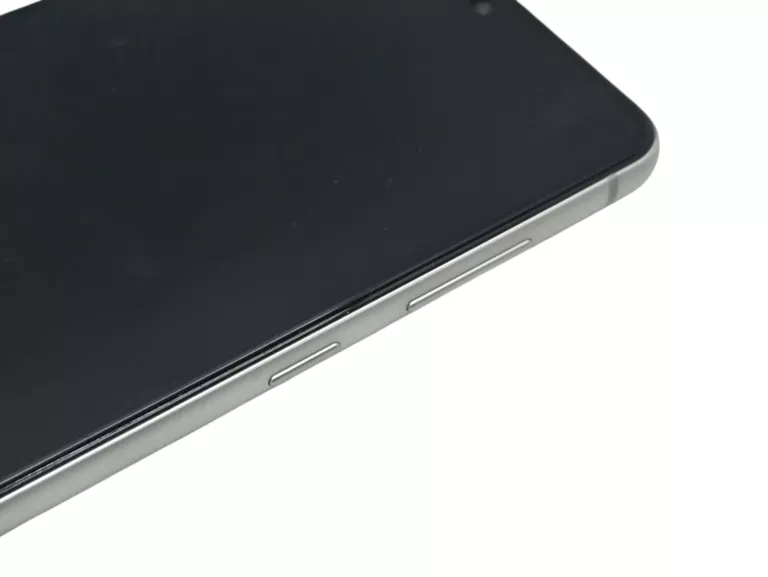 TELEFON SAMSUNG GALAXY S21 FE 5G 6 GB / 128 GB