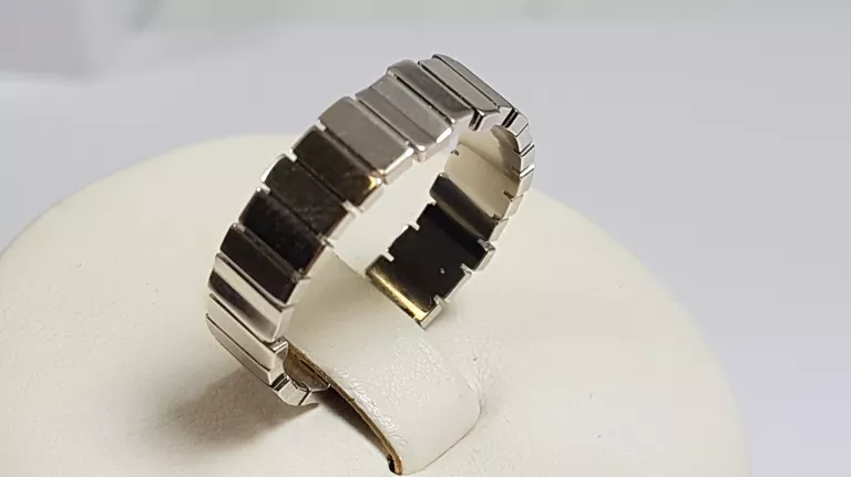 PIERŚCIONEK GEM DIOR BIAŁE ZŁOTO 7.49G 750 R22