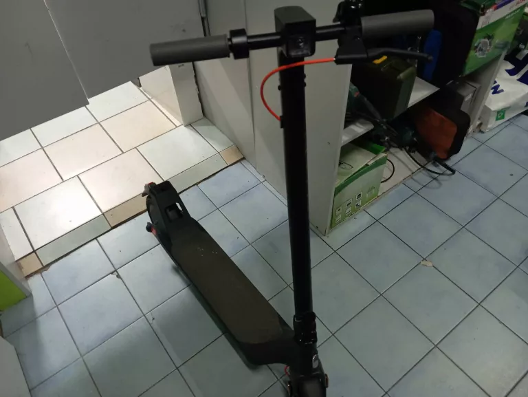 HULAJNOGA XIAOMI ELECTRIC SCOOTER 4 NE