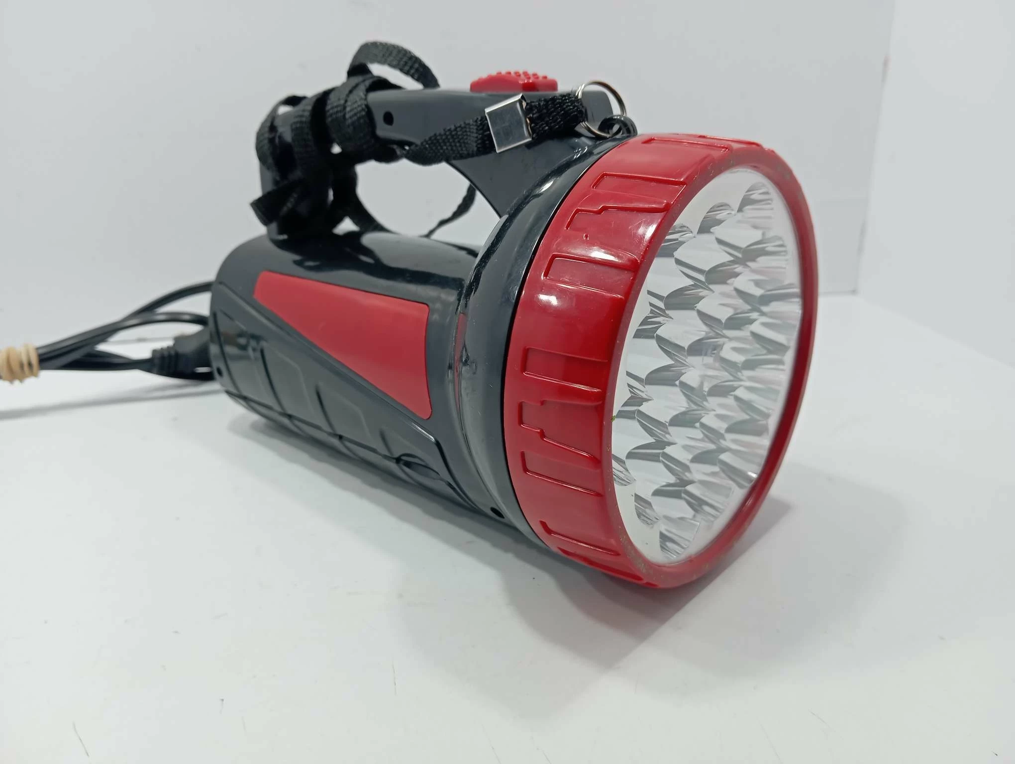 latarka-tiross-ts689-bielska-45-plock