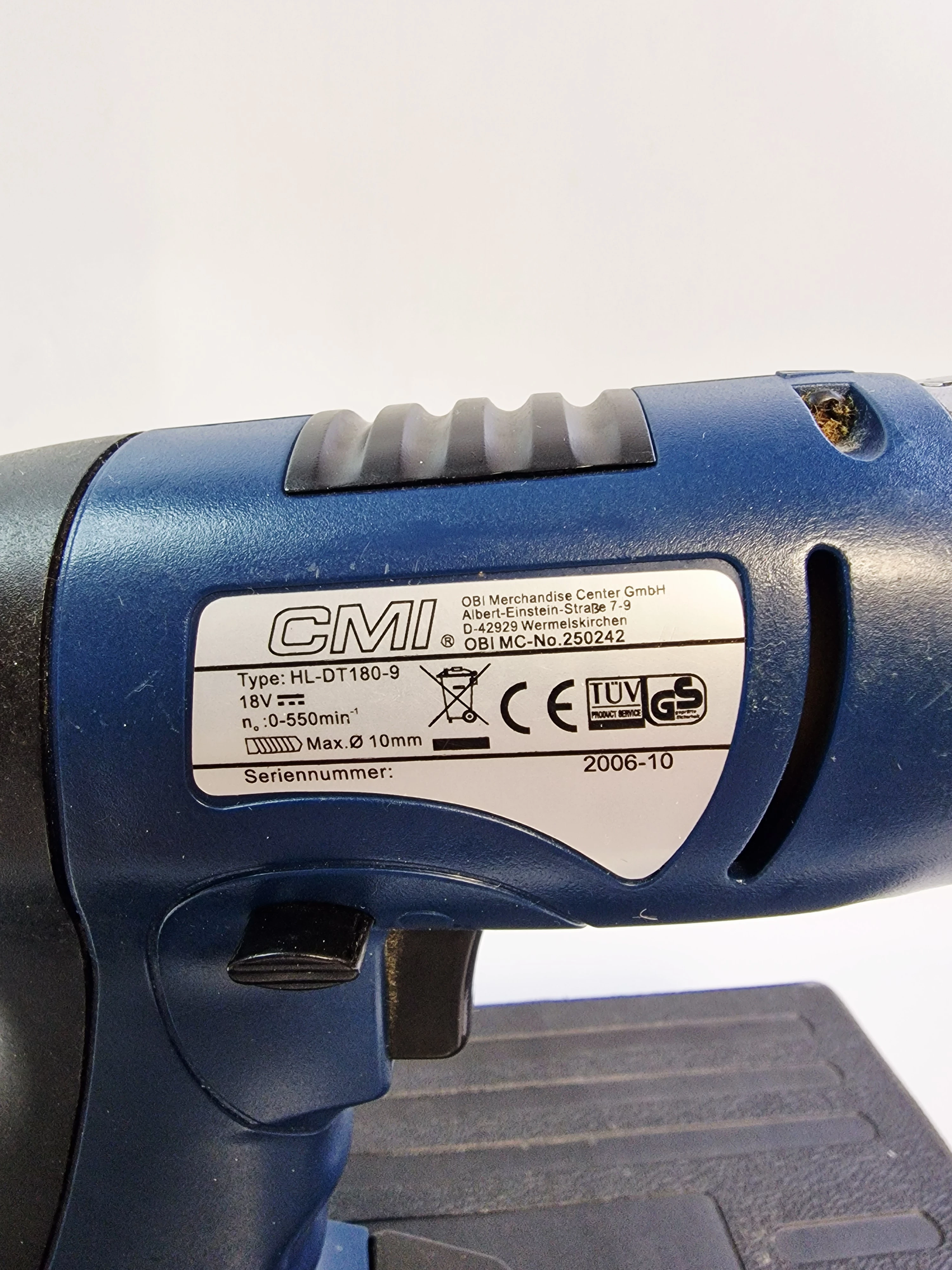 wkretarka-cmi-18v-hl-dt180-9-zasilacz-96v-pojemnosc-akumulatora-300