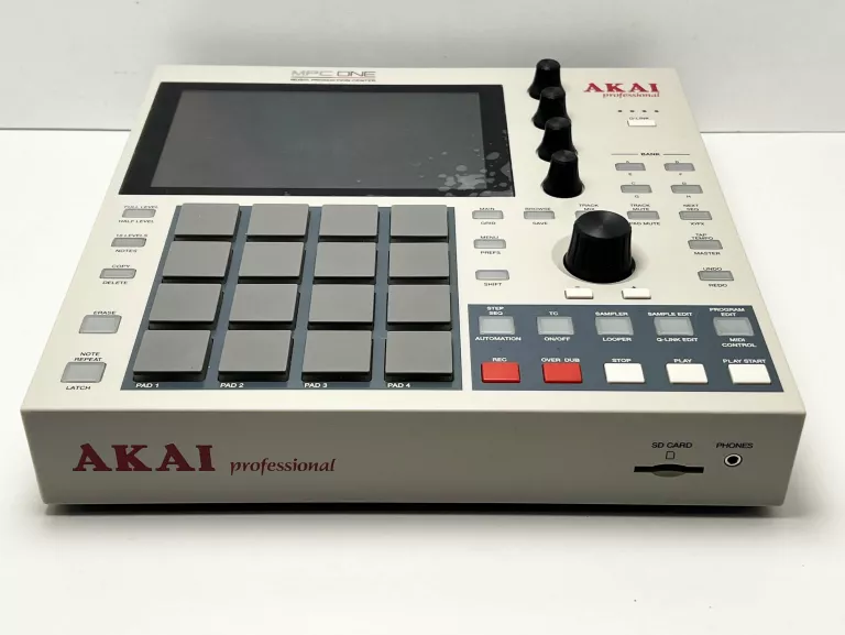 SAMODZIELNA STACJA ROBOCZA AKAI MPC ONE