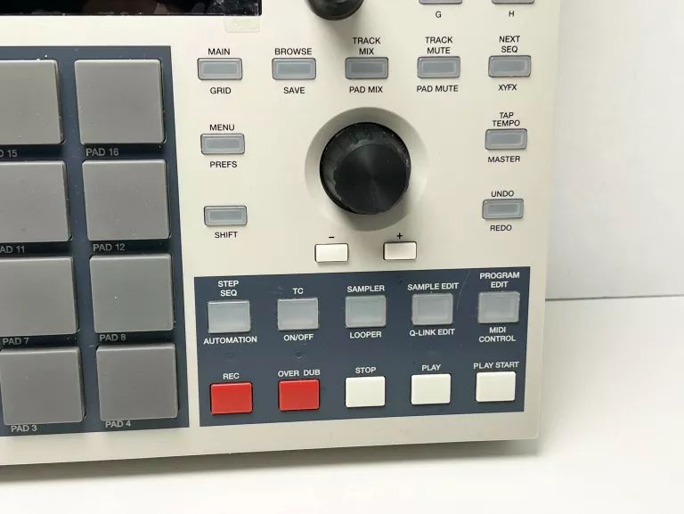 SAMODZIELNA STACJA ROBOCZA AKAI MPC ONE