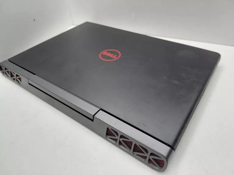 LAPTOP DELL P65F I7-6700HQ/16GB RAM/2 TB HDD