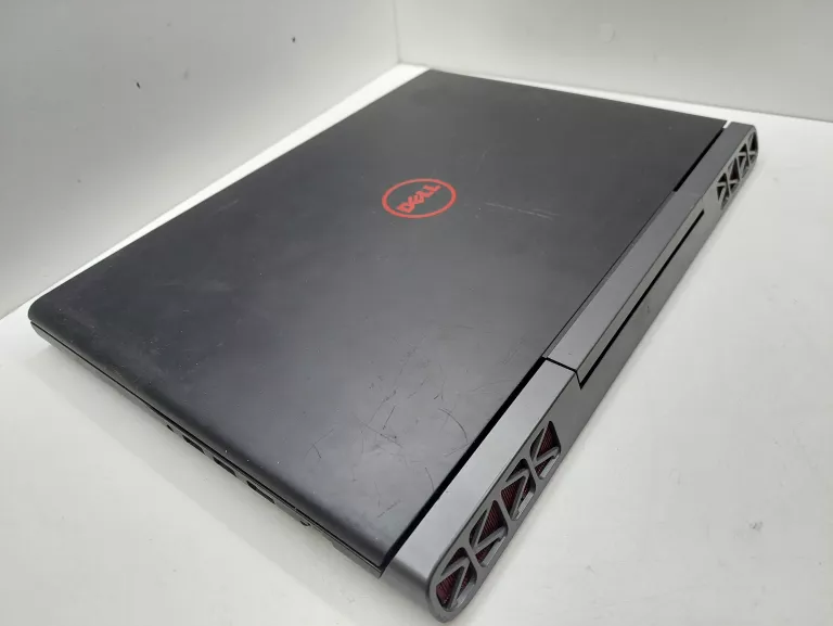 LAPTOP DELL P65F I7-6700HQ/16GB RAM/2 TB HDD