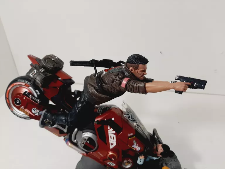 cyberpunk-2077-figurka-kolekcjonerska-waga-produktu-z-opakowaniem-jednostkowym-0100