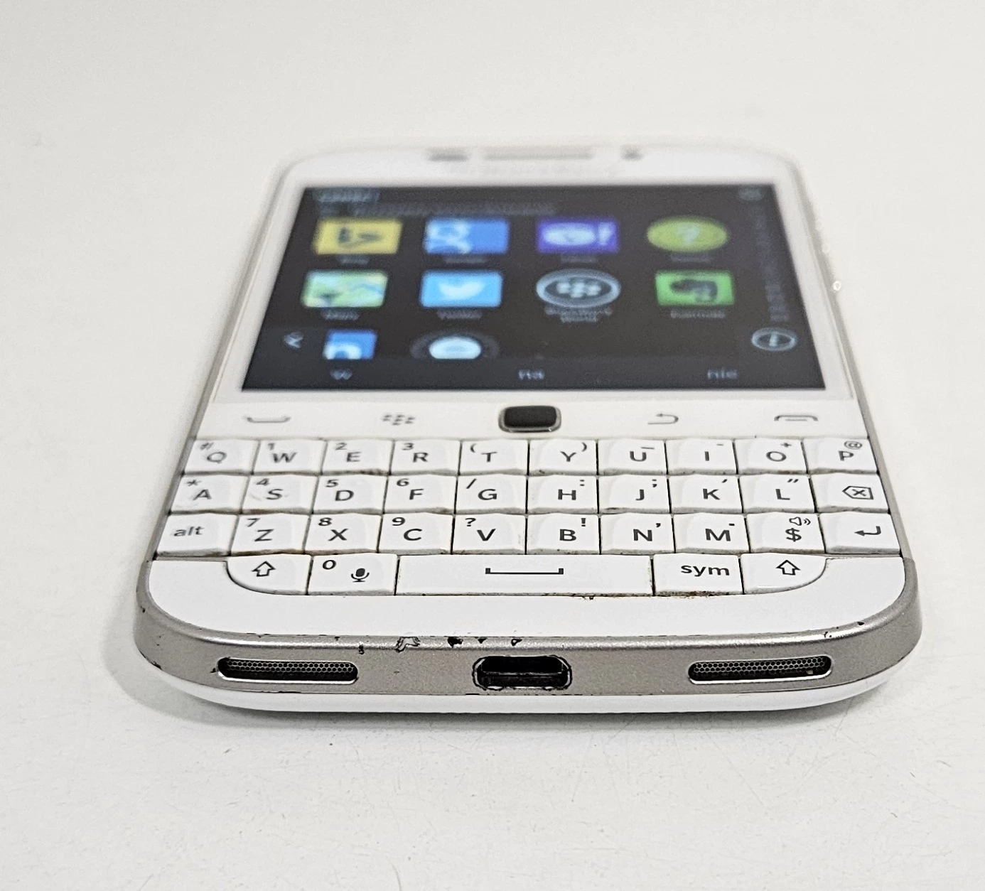 telefon-blackberry-classic-q20-216gb-wbudowana-pamiec-202869-214201