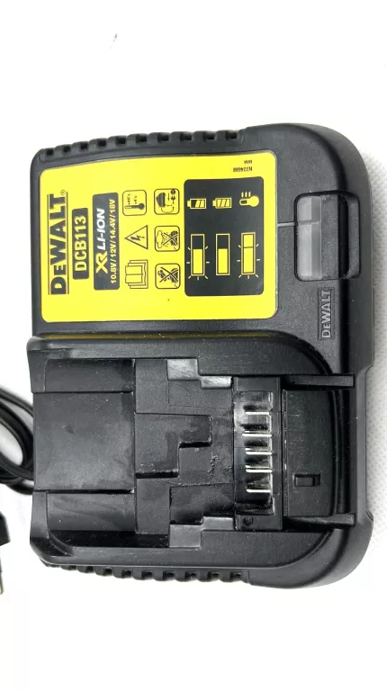 DEWALT DCL050 18V LATARKA LAMPA AKUMULATOROWA Z BATERIĄ I ŁADOWARKĄ