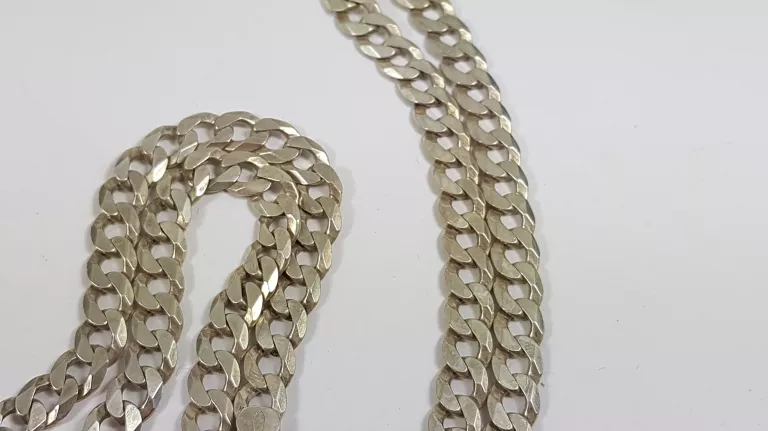 SREBRNY ŁANCUSZEK Z ZAWIESZKA KRZYZ 36,61 G 925P