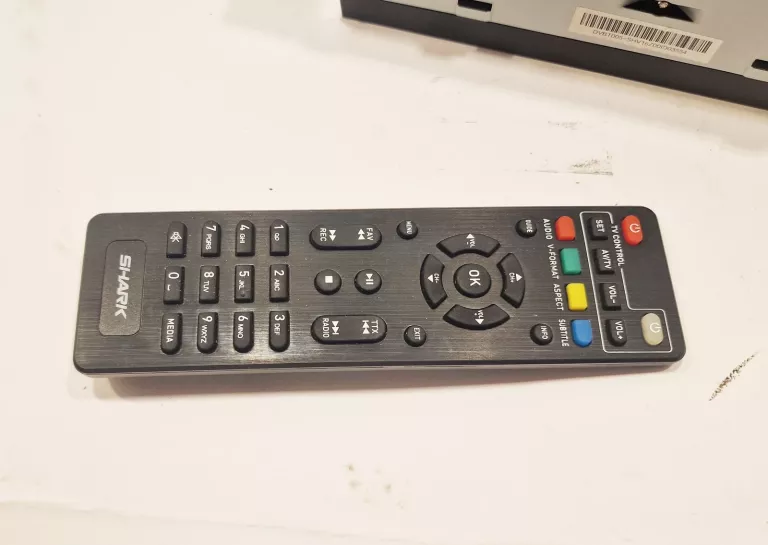 ANTENA WEWNĘTRZNA POKOJOWA WZMACNIACZ ZASIĘGU + TUNER DEKODER DVBT2 TV
