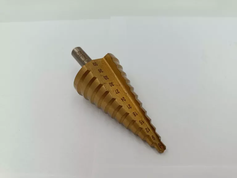 WIERTŁO STOPNIOWE STOŻKOWE DO METALU HSS 4 - 39X2MM ZWÓJ PROSTY VERKATTO