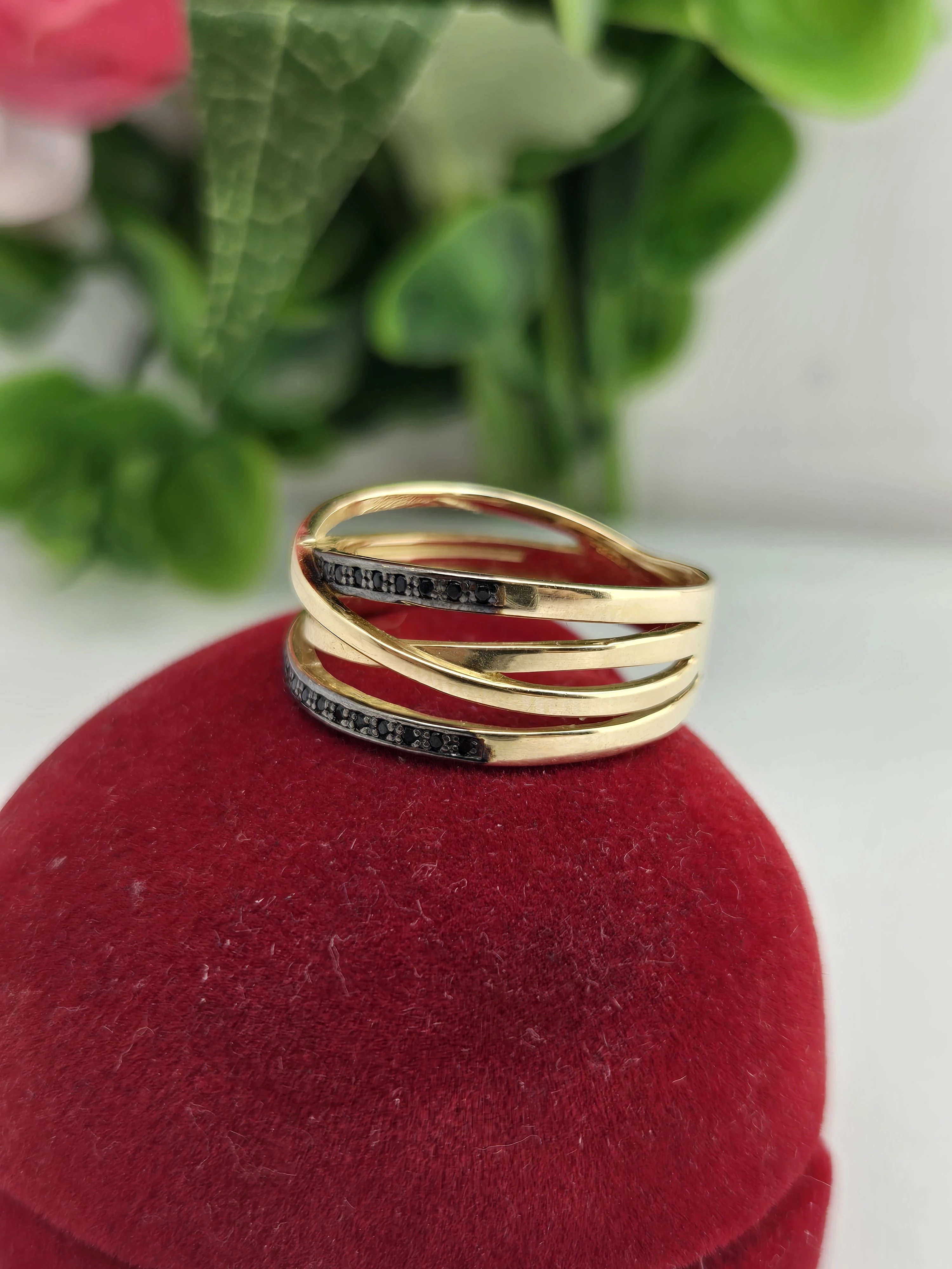 zloty-pierscionek-obrecze-z-czarnymi-kamieniami-476g-585-r21-marka-226434-1704211