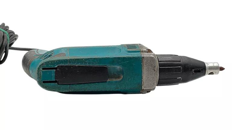 WKRĘTARKA ELEKTRYCZNA MAKITA 6827 570W 2500RPM