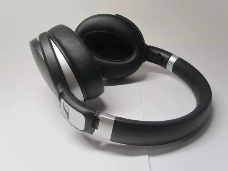 SŁUCHAWKI SENNHEISER HD 4.40BT