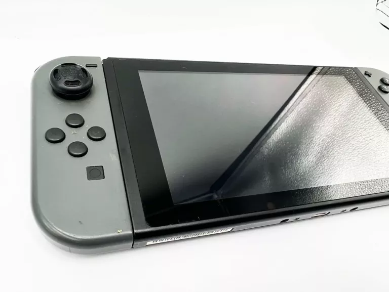 KONSOLA NINTENDO SWITCH + 4 GRY POKEMON !