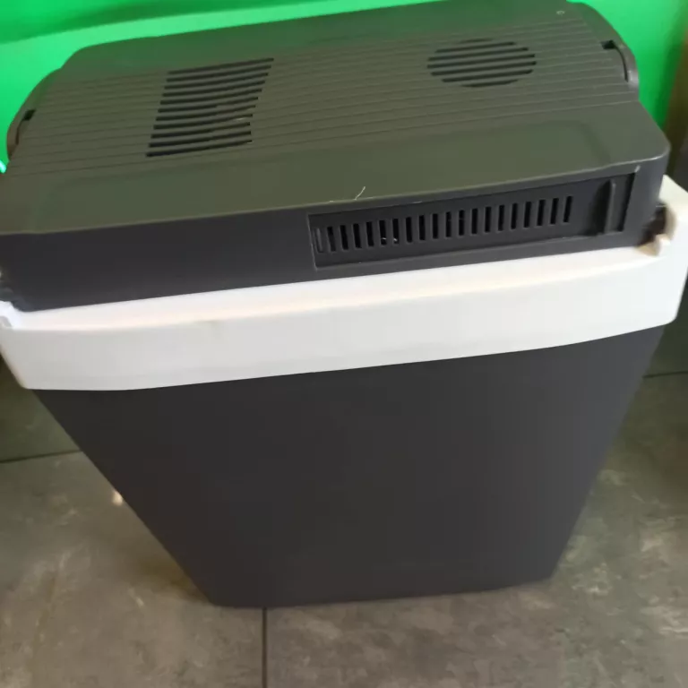 LODÓWKA TURYSTYCZNA 30L 12V/230W ROYALTY LINE CB-30
