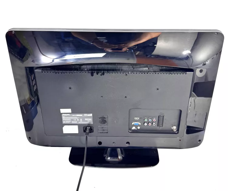 TELEWIZOR PHILIPS 26PFL3405H/12 + PILOT