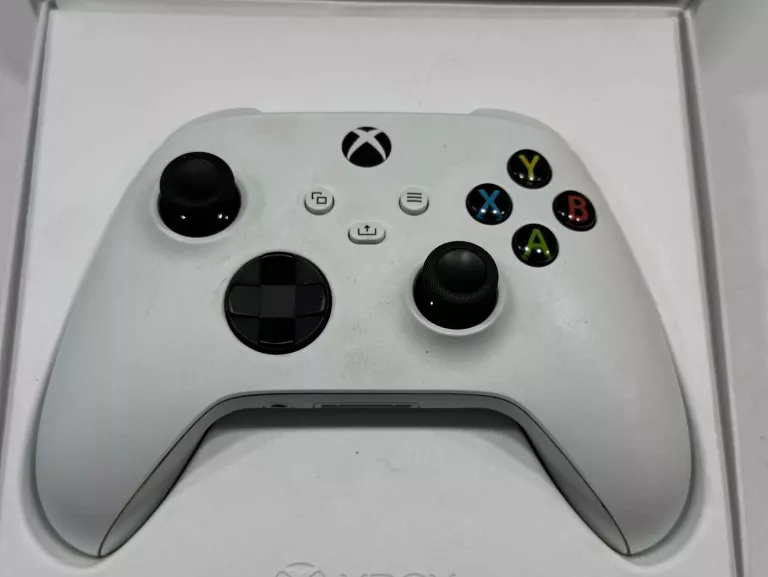 PAD BEZPRZEWODOWY DO XBOX SERIES X/S BIAŁY