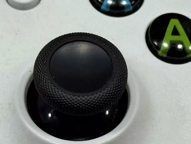 PAD BEZPRZEWODOWY DO XBOX SERIES X/S BIAŁY
