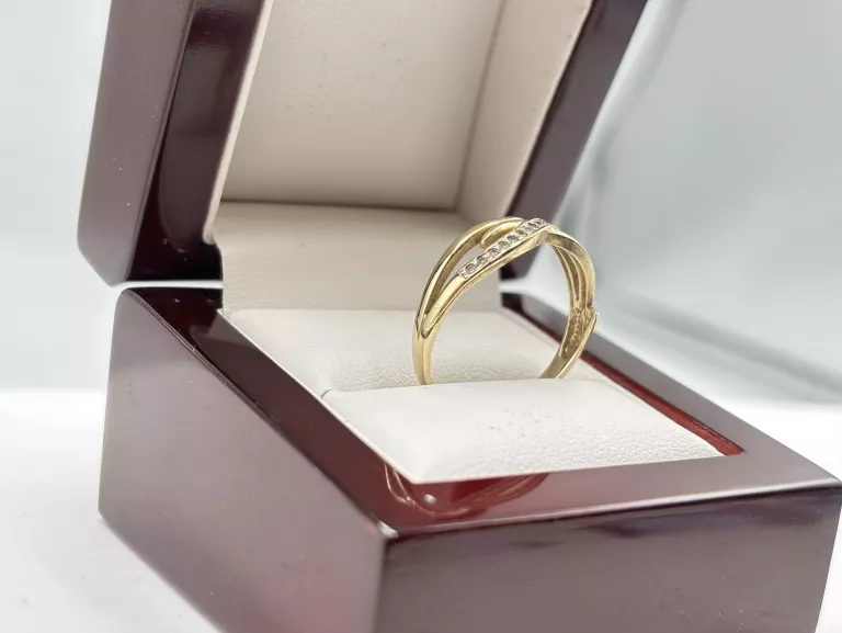ZŁOTY PIERŚCIONEK 14K 585 3,04G R26