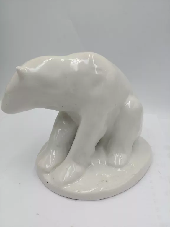 FIGURKA BOGUCICE NIEDŹWIEDŹ POLARNY DUŻA