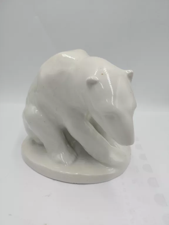 FIGURKA BOGUCICE NIEDŹWIEDŹ POLARNY DUŻA