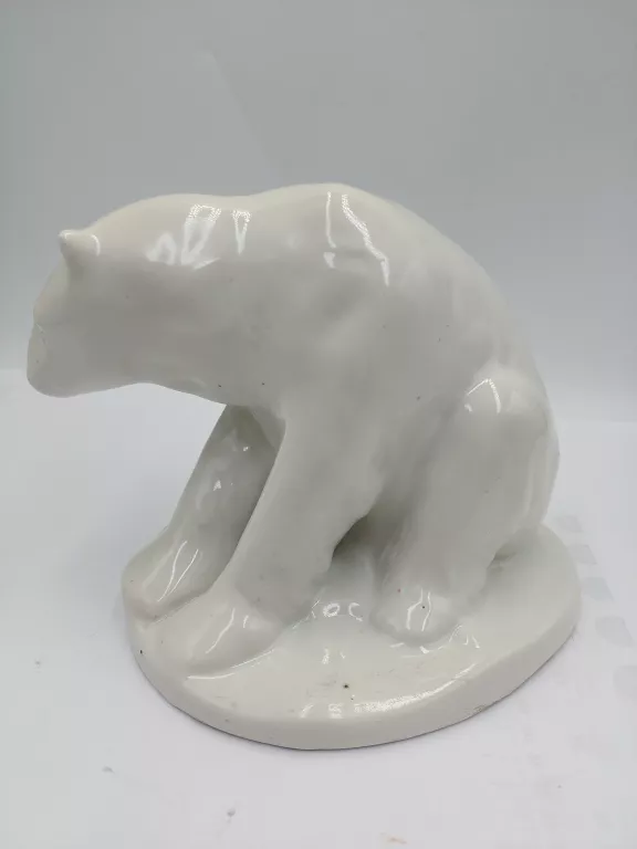 FIGURKA BOGUCICE NIEDŹWIEDŹ POLARNY DUŻA