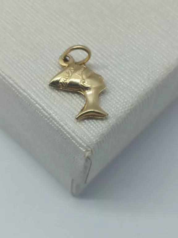 ZŁOTA ZAWIESZKA "NEFERTITI" '0,78/585
