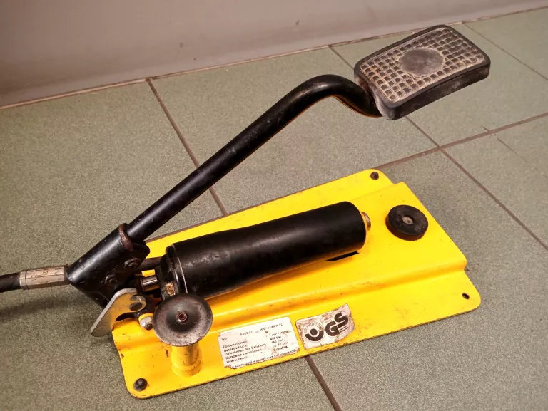 prasa-hydrauliczna-nozna-zaciskarka-do-rur-rehau-baudat-hhp-12-hfp-12-rodzaj-223941-306561