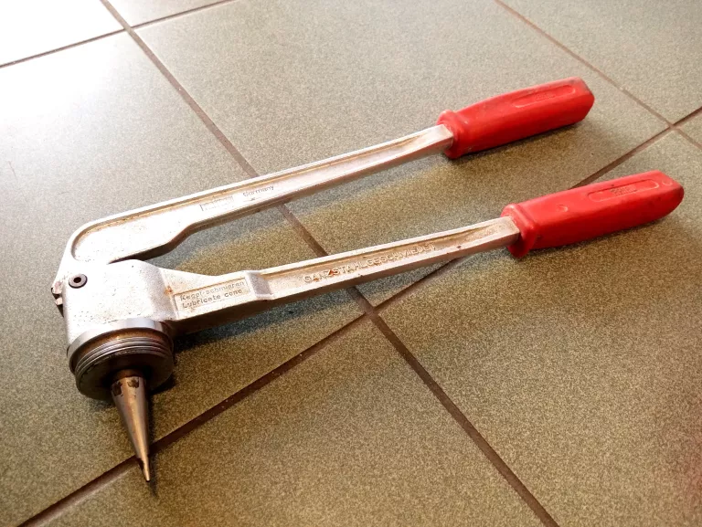 prasa-hydrauliczna-nozna-zaciskarka-do-rur-rehau-baudat-hhp-12-hfp-12-ean-gtin-5907333089274