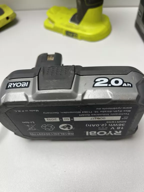 ZESTAW ELEKTRONASRZEDZI RYOBI /R18IW3/R18PD3/R18AG/1AKU 4,0AH/1AKU 2,0AH/L