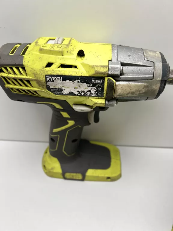 ZESTAW ELEKTRONASRZEDZI RYOBI /R18IW3/R18PD3/R18AG/1AKU 4,0AH/1AKU 2,0AH/L