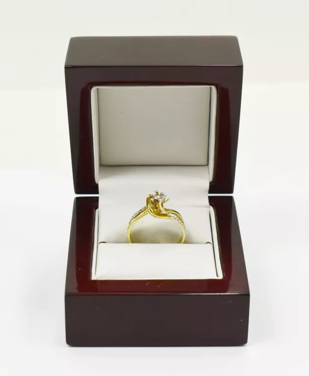 ZŁOTY PIERŚCIONEK Z DIAMENTAMI 0,06CT / 0,08CT (750, 3,89G, R:17)