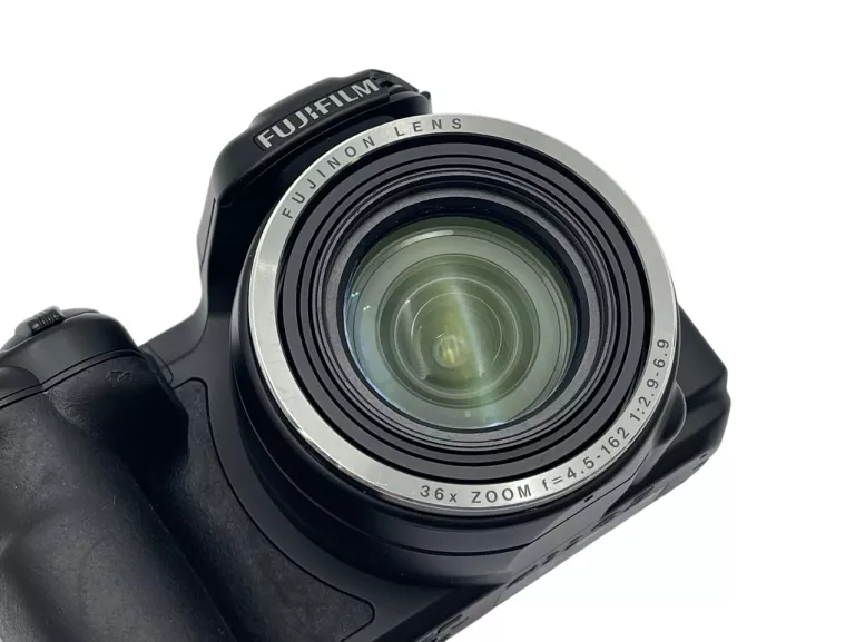 aparat-kompaktowy-fujifilm-finepix-s8600-29-65-futeral-zoom-optyczny-3600